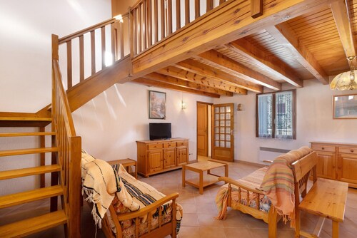Maison de village Le Galbe - 3 chambres avec jardin et garage, idéale pour des vacances en famille