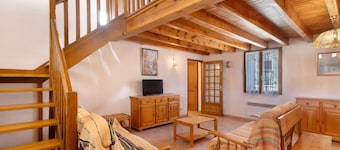Village House Le Galbe - 3 Bedrooms with Garden & Garage, Ideal for Family Holidays
