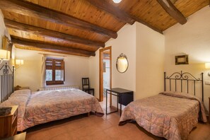 5 dormitorios, wifi gratis, ropa de cama