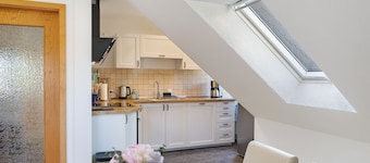 Holiday Apartment 'Kleinbreitenbach 2' with Mountain View and Wi-Fi