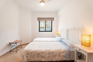 2 habitaciones, tabla de planchar con plancha y wifi gratis