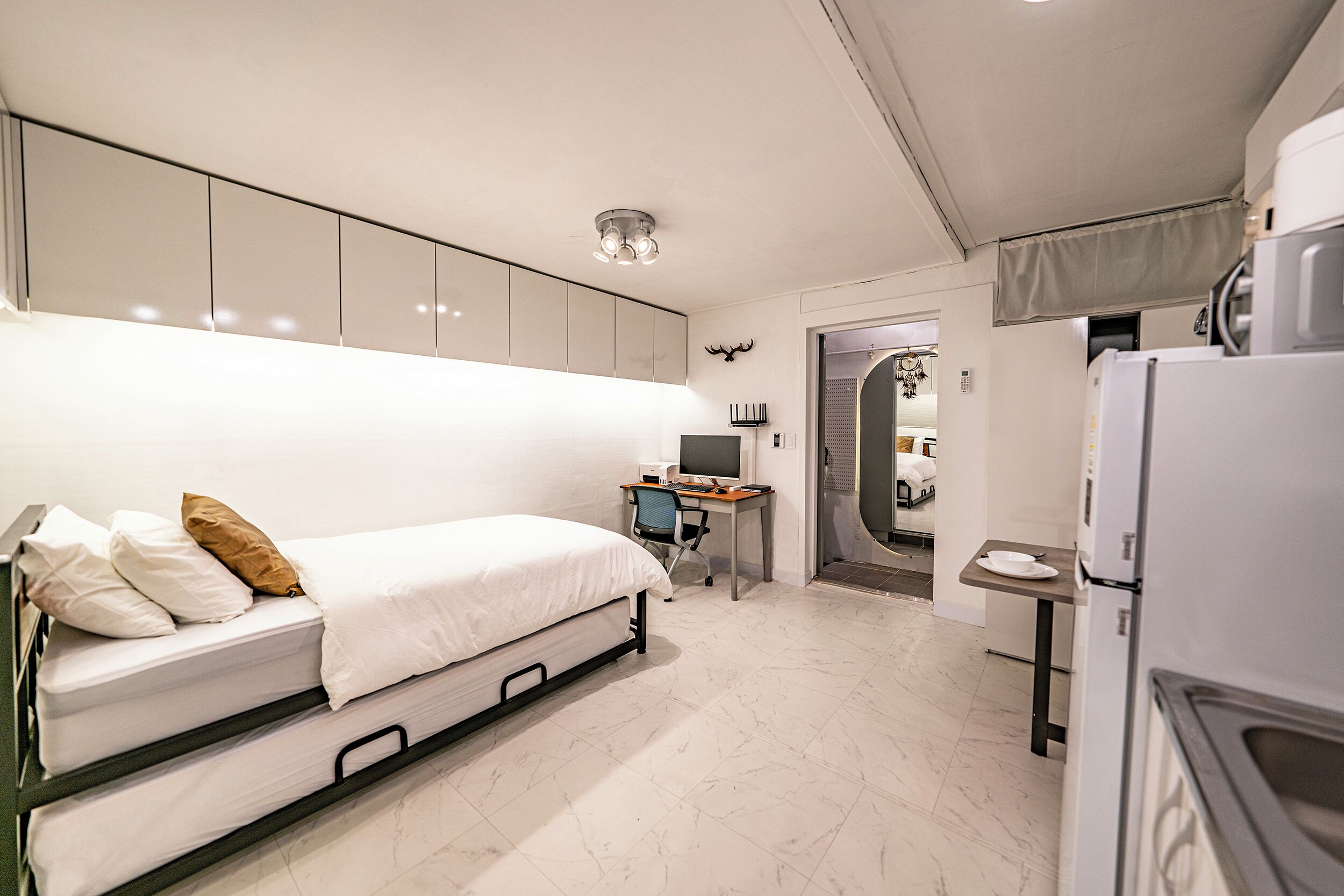 베이직 스튜디오 | 다리미/다리미판, 무료 WiFi