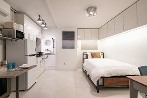 Basic Studio - JTS Tailored Service STUDIO by Hyehwa STN (Seoul)