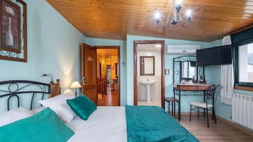 5 habitaciones, tabla de planchar con plancha y wifi gratis