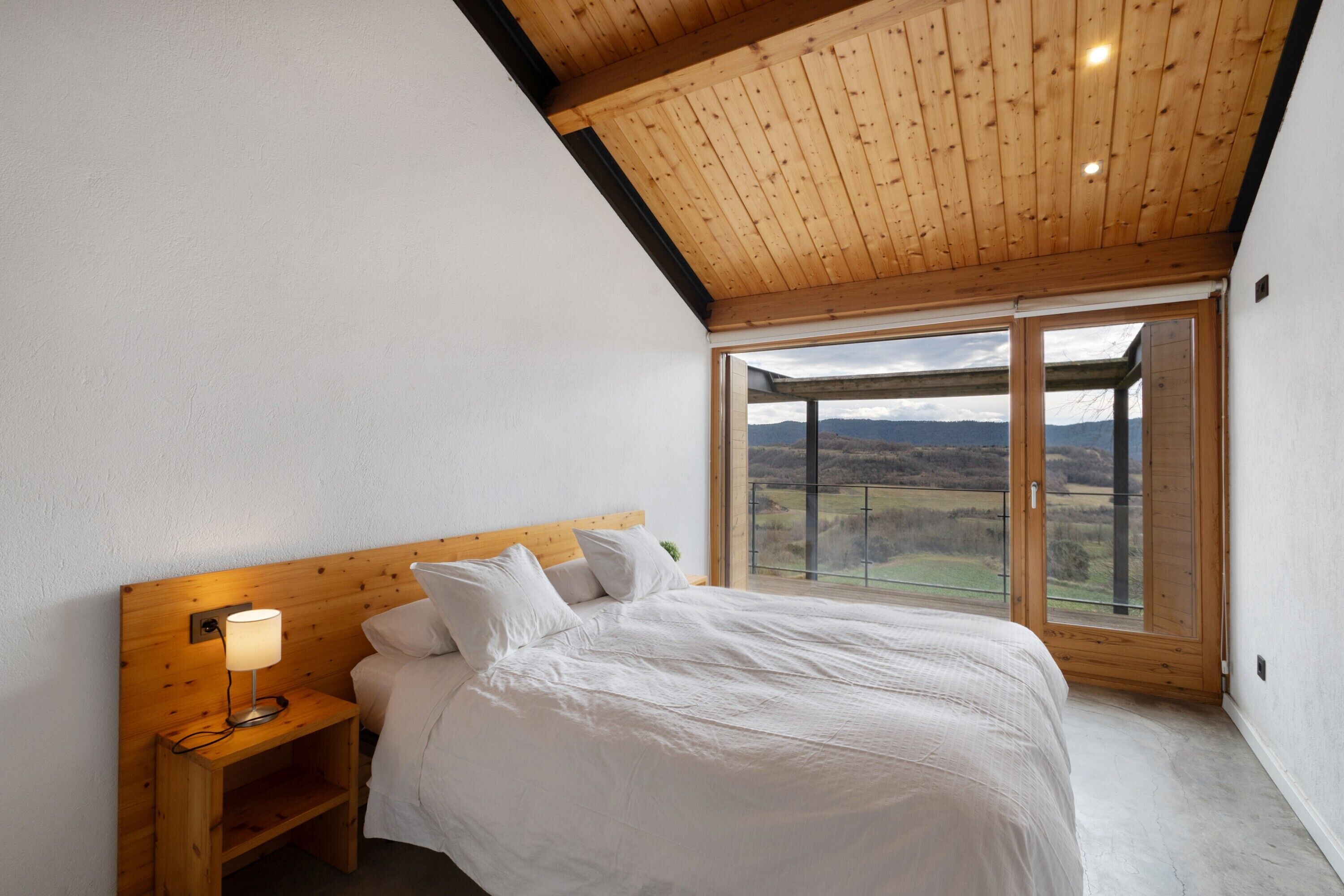 6 chambres, Wi-Fi gratuit, draps fournis