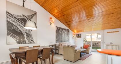 Apartment 'Tremp' with Mountain View, Wi-Fi and Air Conditioning