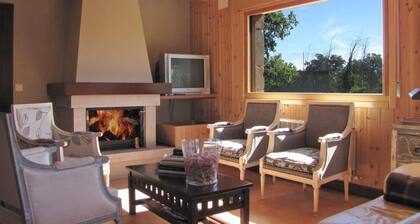 Country House 'Vivir En El Campo' with Mountain View and Private Garden