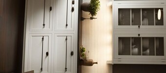 Charming 2-bedroom cottage with WiFi, AC in serene Miller Beach, IN