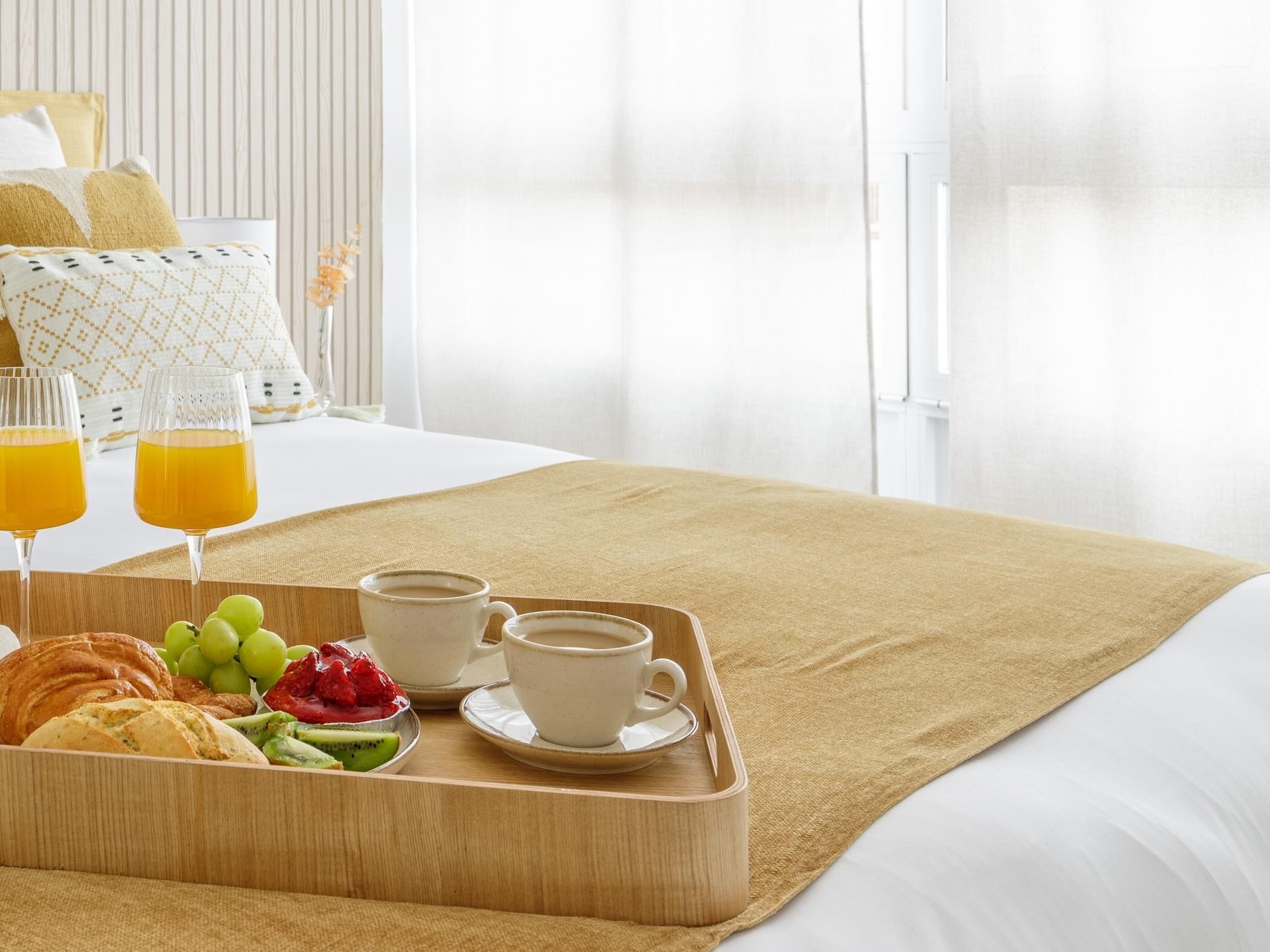 2 bedrooms, iron/ironing board, Internet, bed sheets