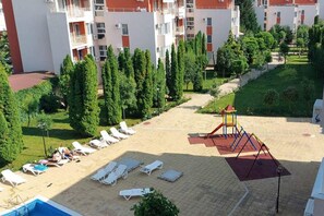 Property grounds - Apartment - Sleeps 6, Pet Friendly & 6 Pools (Sunny beach)
