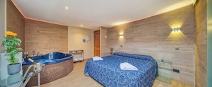 Double Room, Jetted Tub (Habitacion con jacuzzi II)