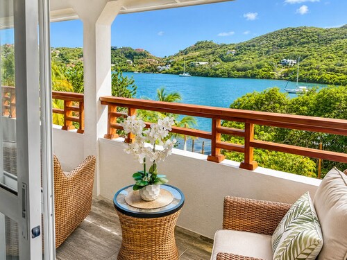 Harbor Haven Luxury Retreat II - VEHICLE INCLUDED