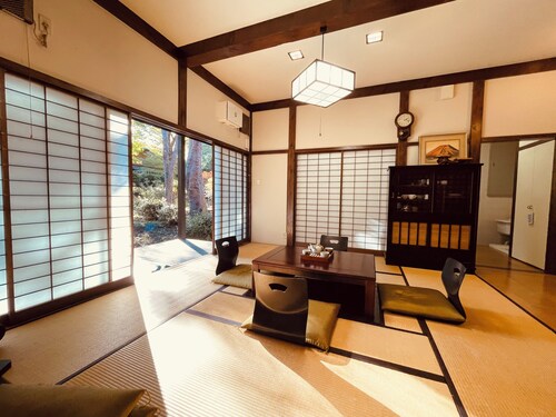 Hakone 【 Secret Garden 】 Resort&Onsen 【 Secret Garden】 Sengokuhara Onsen Villa|Party|Reunion|Giant Garden|Parking for 3 cars