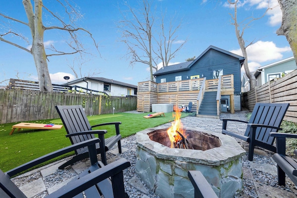 Relaxation Awaits in This Peaceful Outdoor Escape with a Fire Pit