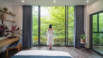 Free minibar, in-room safe, individually decorated