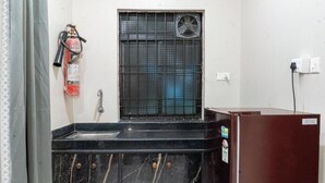 Deluxe Double Room | Bathroom - Artham Guesthouse (Morjim)