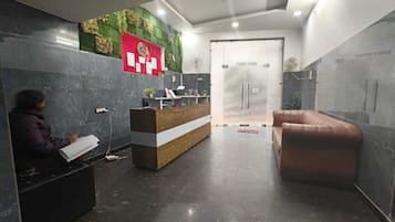 前台