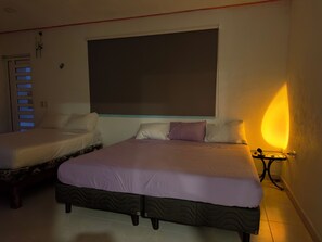 2 bedrooms, desk, iron/ironing board, free WiFi