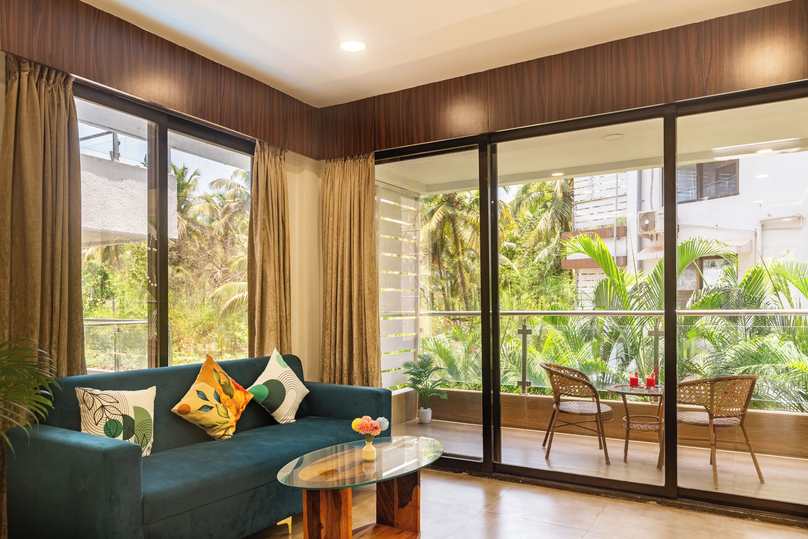 Vila superior | 2 quartos, Wi-Fi de cortesia, roupa de cama