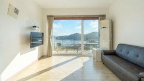 Exterior - Namhae Aria Spa Pension (Namhae)