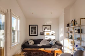 TV, fireplace, stereo, offices