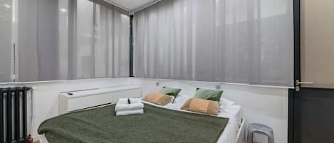 1 chambre, fer et planche Ă repasser, Wi-Fi, literie fournie