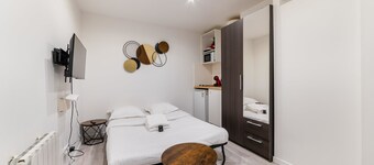 Studio fonctionnel hopital bichat - paris 18 - 2P