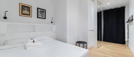 1 室のベッドルーム、アイロン / アイロン台、WiFi、ベッドシーツ