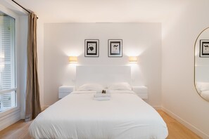 Fer et planche à repasser, Wi-Fi, draps fournis