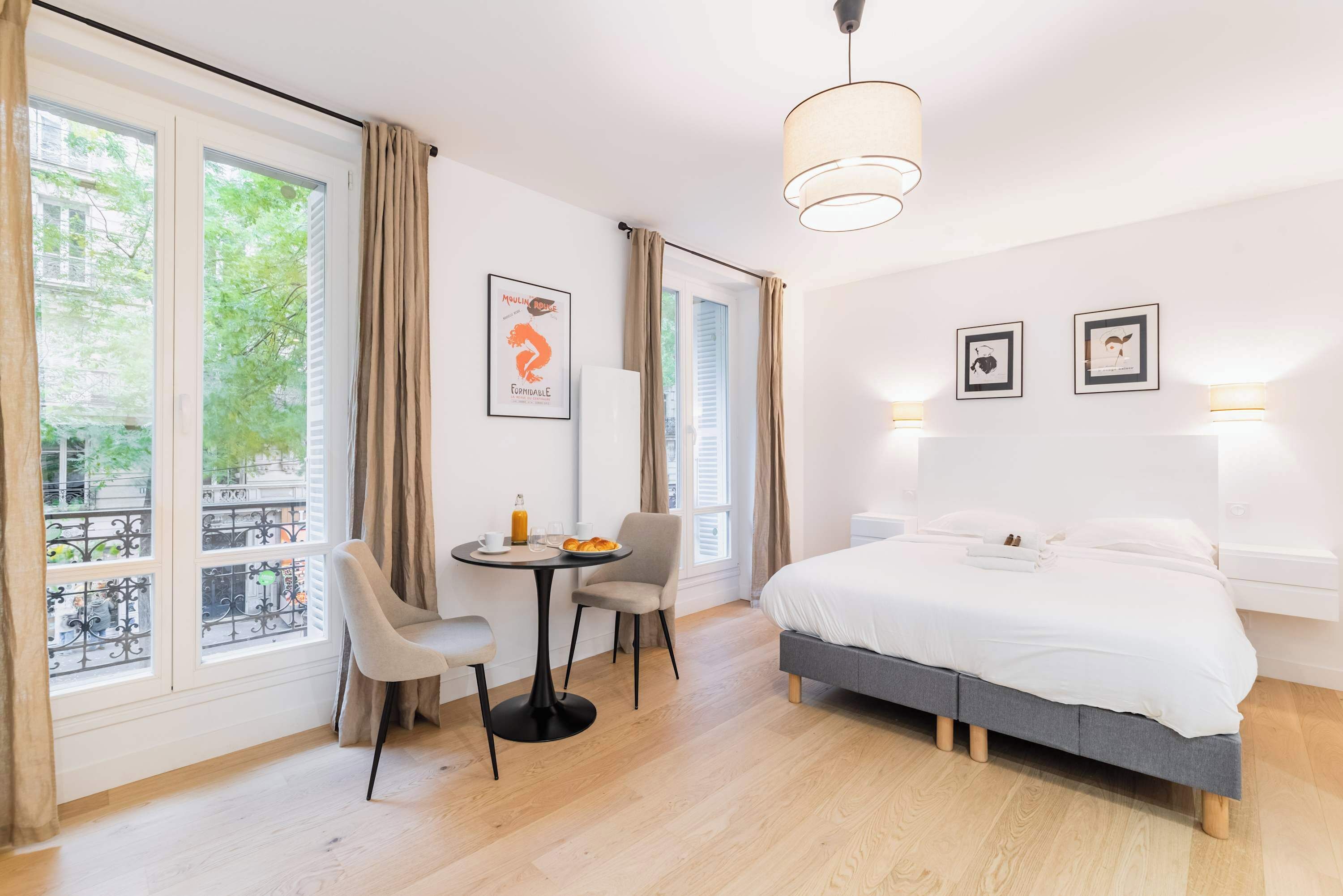 Fer et planche à repasser, Wi-Fi, draps fournis