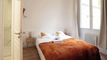 1 chambre, fer et planche Ă repasser, Wi-Fi, draps fournis