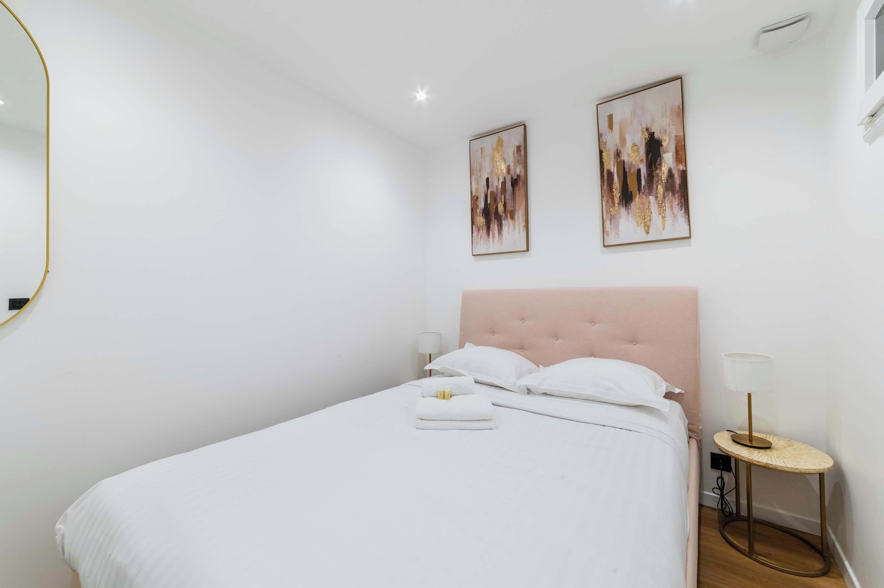 1 bedroom, iron/ironing board, WiFi, bed sheets