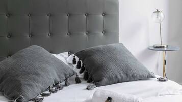 2 soverom, strykejern/-brett, wi-fi og sengetĂžy