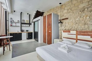 Strykejern/-brett, wi-fi og sengetøy