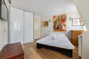 Fer et planche à repasser, Wi-Fi, draps fournis