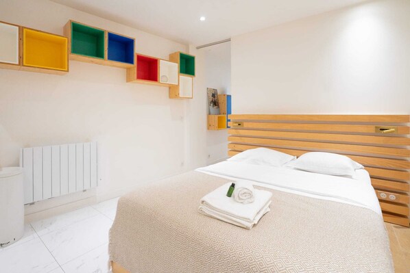 Imagen sin descripción, 1 de 12, botón