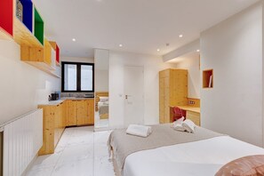 1 bedroom, iron/ironing board, WiFi, bed sheets