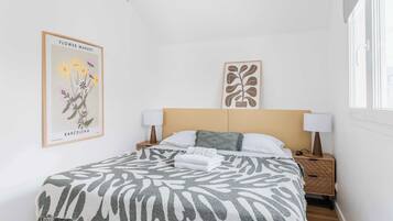 3 chambres, fer et planche Ă repasser, Wi-Fi, draps fournis