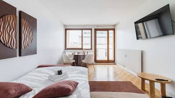 1 chambre, fer et planche Ă repasser, Wi-Fi, draps fournis