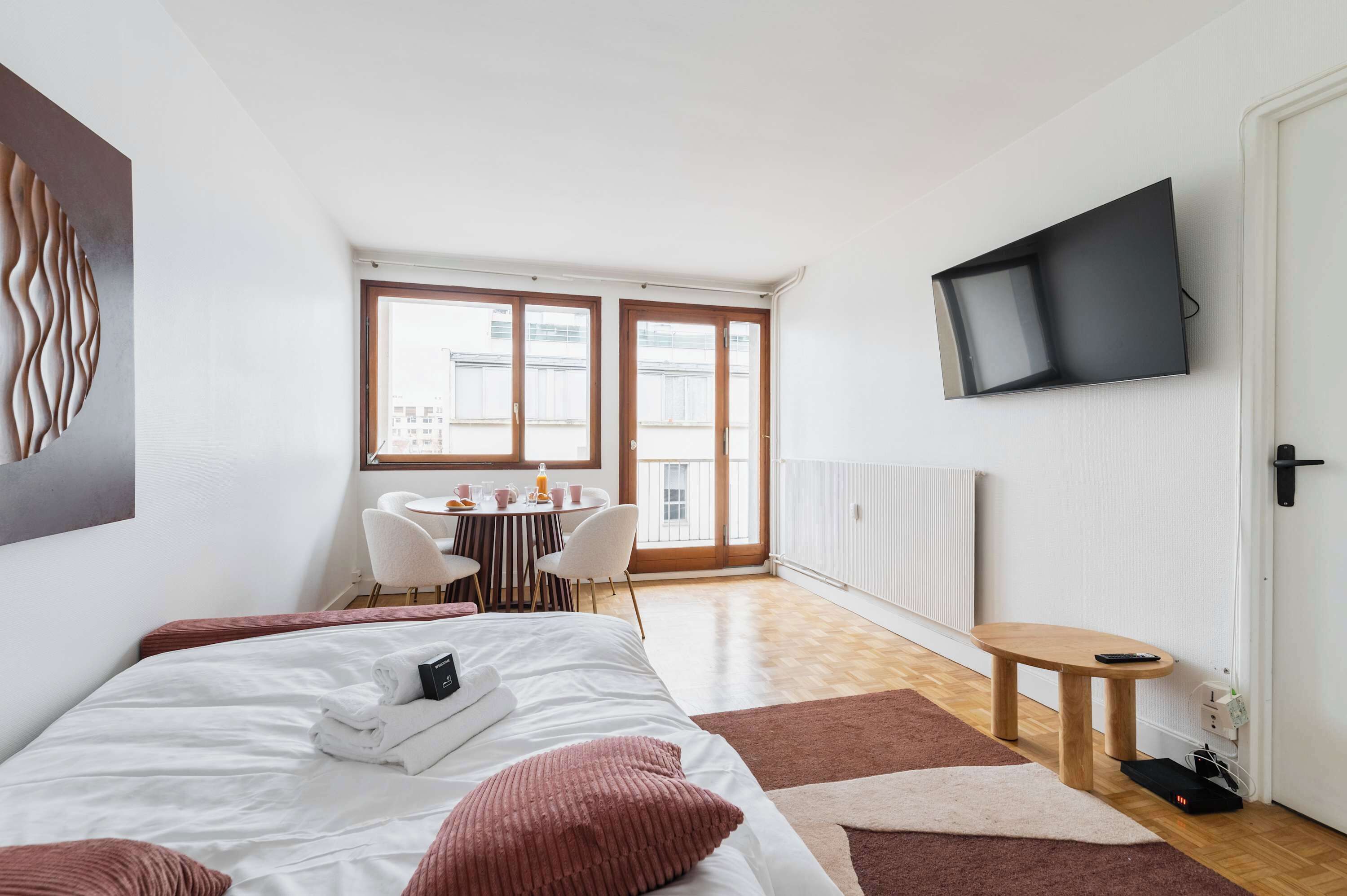 1 chambre, fer et planche à repasser, Wi-Fi, draps fournis