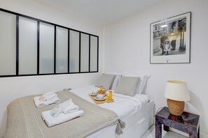 2 dormitorios, tabla de planchar con plancha, wifi y ropa de cama