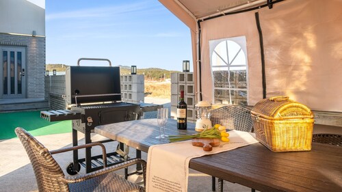 Goseong Hoostay Caravan Pension