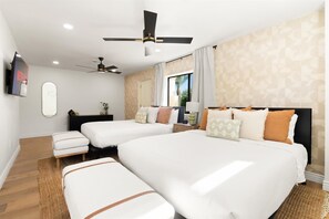 6 chambres, bureau, fer et planche à repasser, lit parapluie