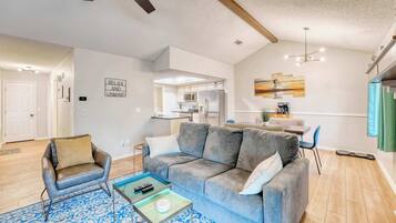 TV, fireplace, offices