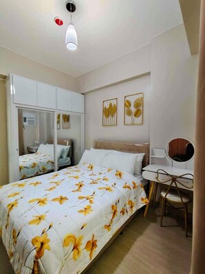 2 bedrooms, WiFi, bed sheets - Nilaya Short Staycation (Quezon City)
