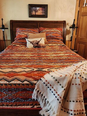 4 chambres, bureau, Wi-Fi gratuit, draps fournis