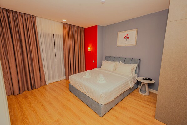2 Schlafzimmer, Zimmersafe, Bügeleisen/Bügelbrett, WLAN