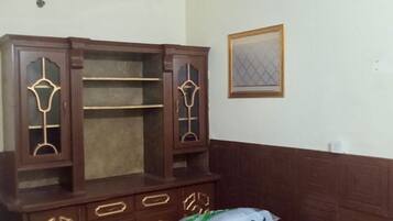 Shared Dormitory, 1 Bedroom, City View | 1 bedroom