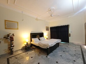 Shared Dormitory, 1 Bedroom, City View - Room-serene Guest Room Retreat in Rawalp (Rawalpindi)