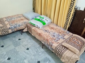 Shared Dormitory, 1 Bedroom, City View